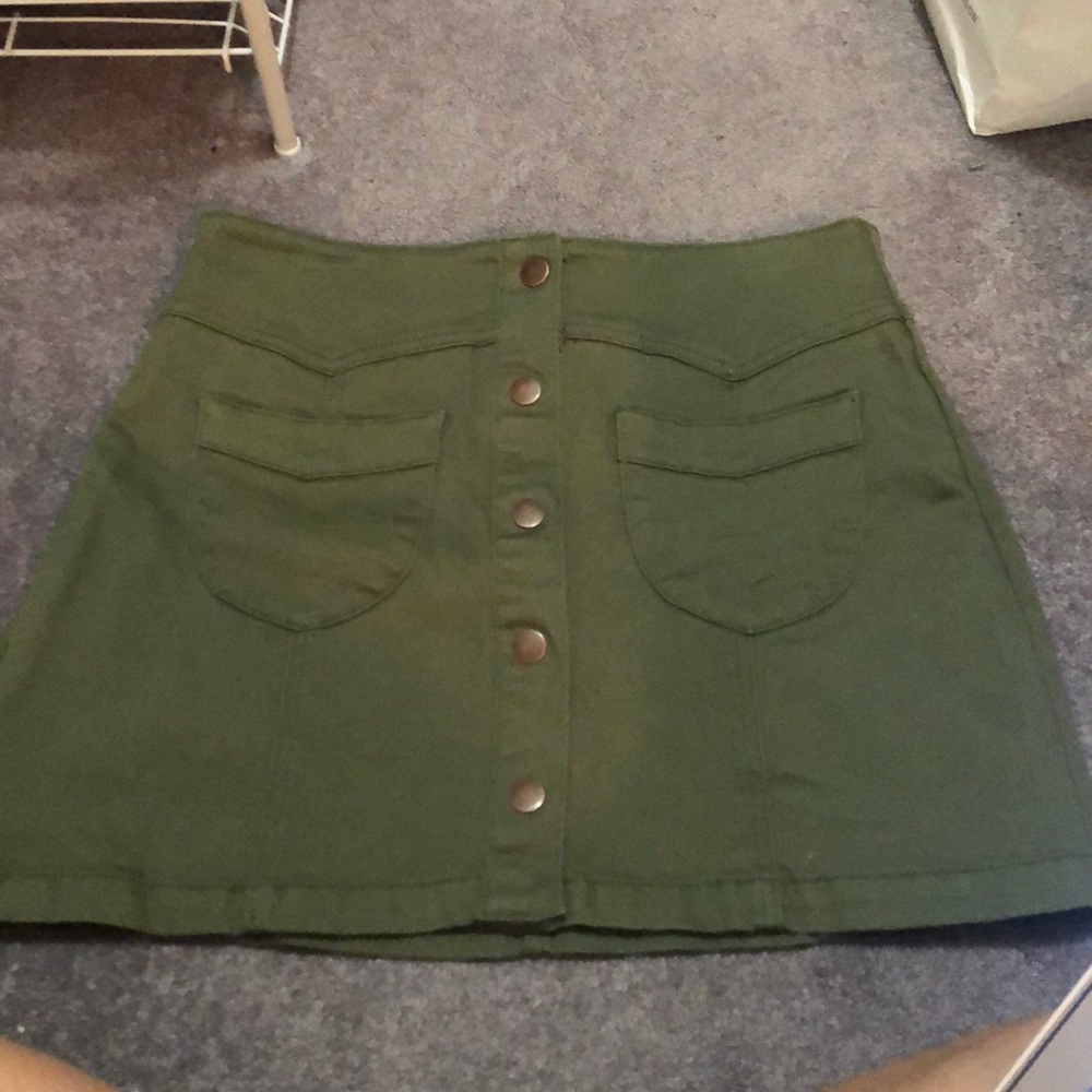 stretchy army green button up skirt